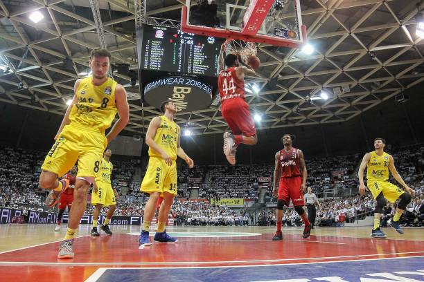 及关键球员 及关键球员