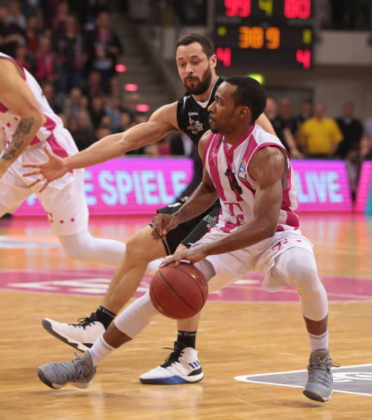 瓦解了亚特 瓦解了亚特