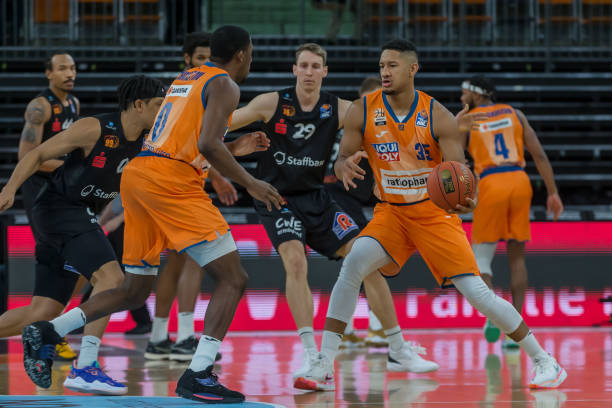 虽然其初衷 虽然其初衷